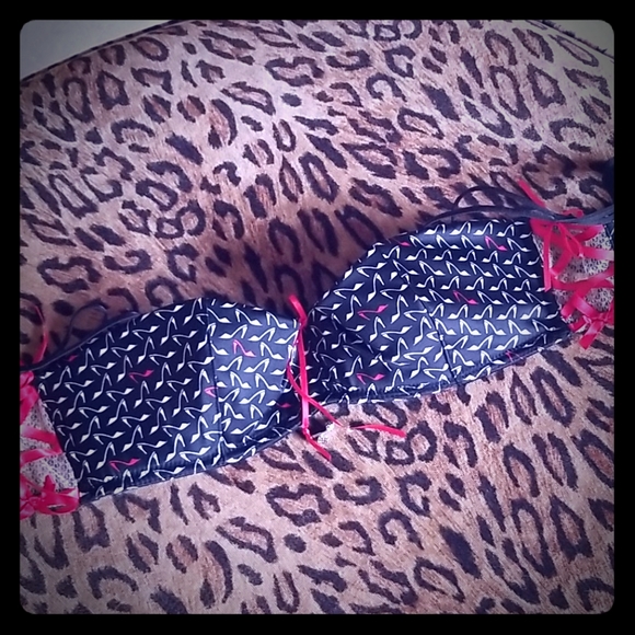 LIKE NEW Chantel Thomas Bra 34C - Picture 1 of 6